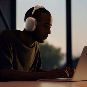 Apple AirPods Max Apple