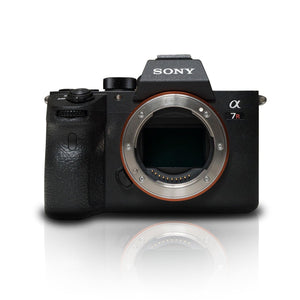 Sony a7R IIIA Mirrorless Camera: 42.4MP Full Frame High Resolution Mirrorless Interchangeable Lens Digital Camera - ILCE7RM3A/B Sony