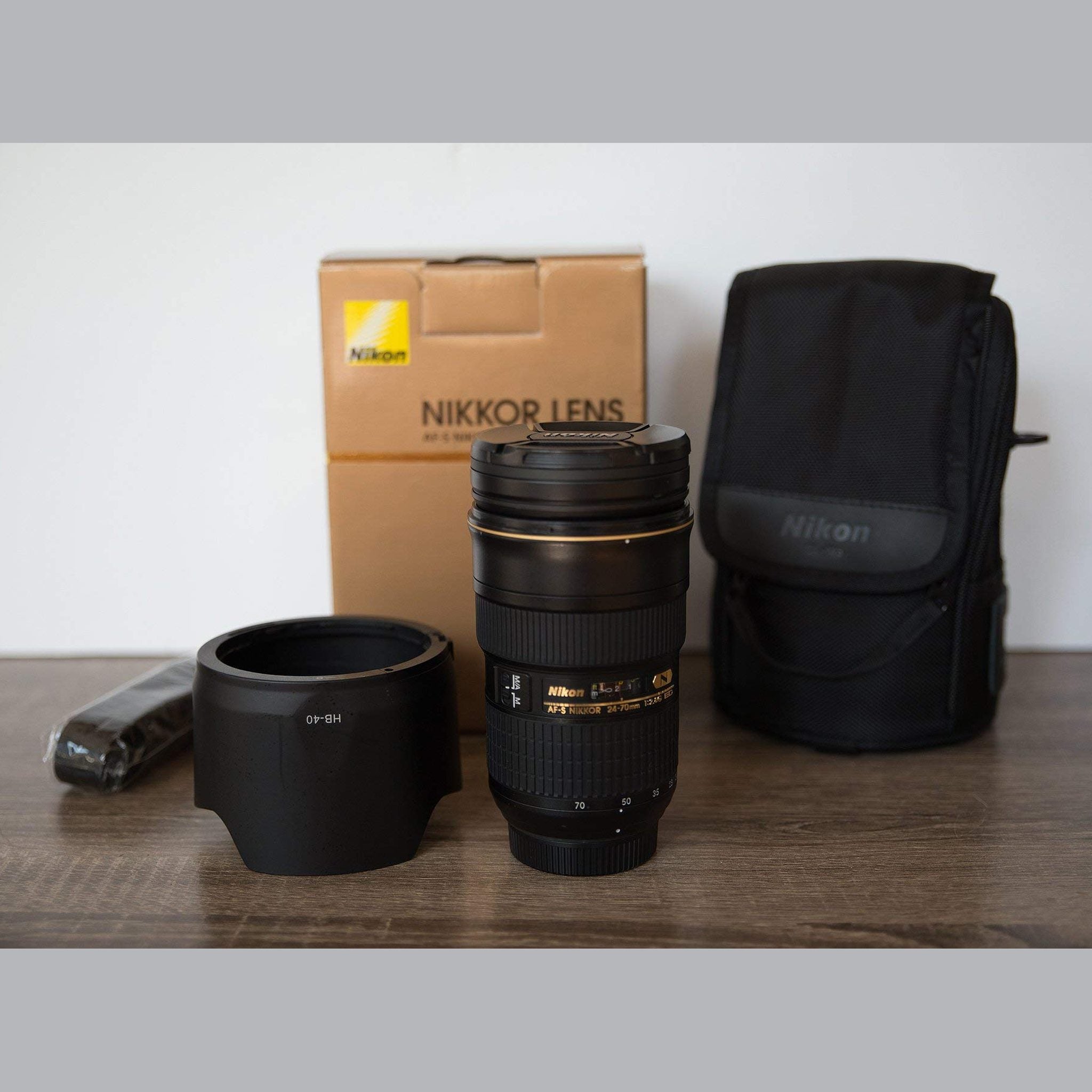 Nikon AF-S fx NIKKOR 24-70mm F/2.8G ED Zoom Lens Auto Focus DSLR Cameras International Version No Warranty - Used Nikon
