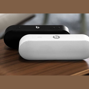 Beats Pill Speaker in White Premium Charger Bundle Beats